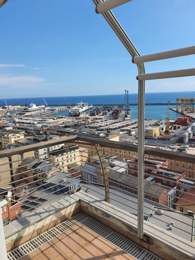 Ferienwohnung Attico Con Vista Su Genova Exterior foto