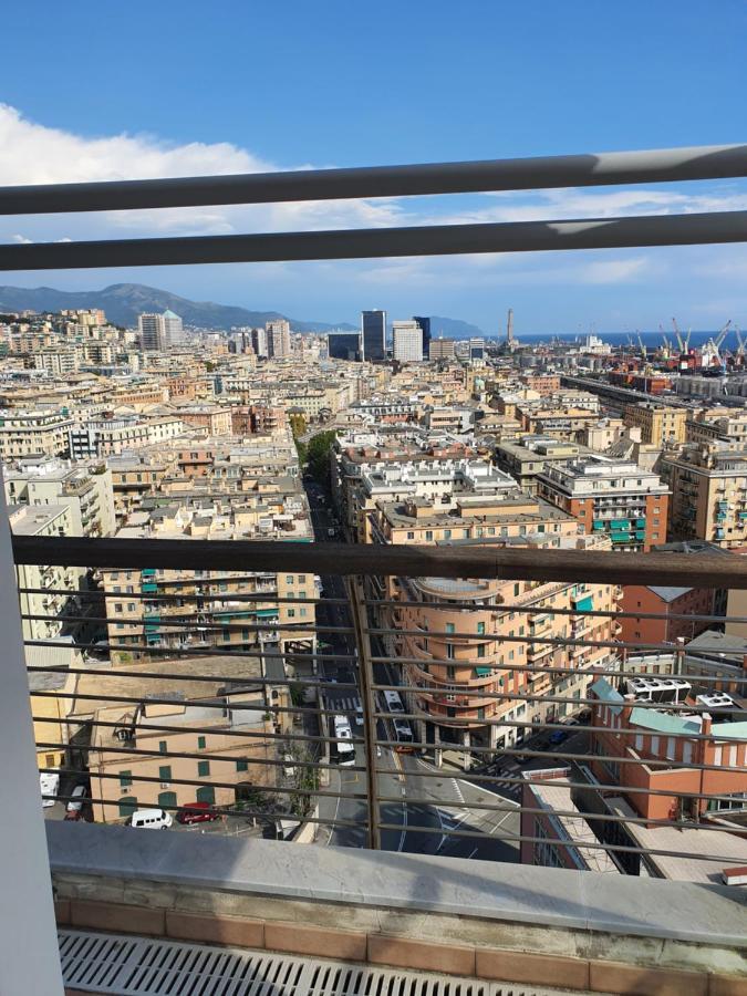 Ferienwohnung Attico Con Vista Su Genova Exterior foto