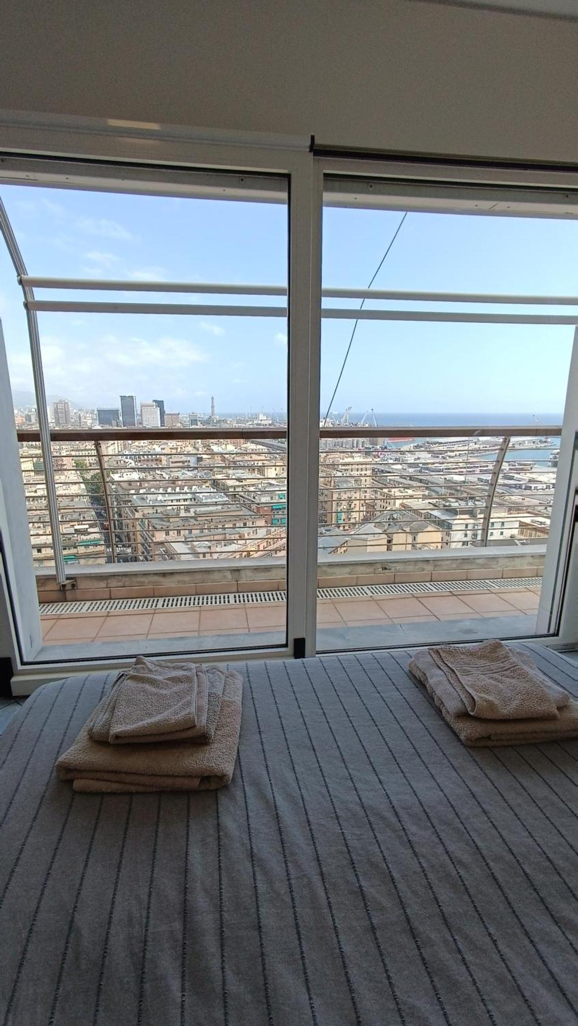 Ferienwohnung Attico Con Vista Su Genova Exterior foto