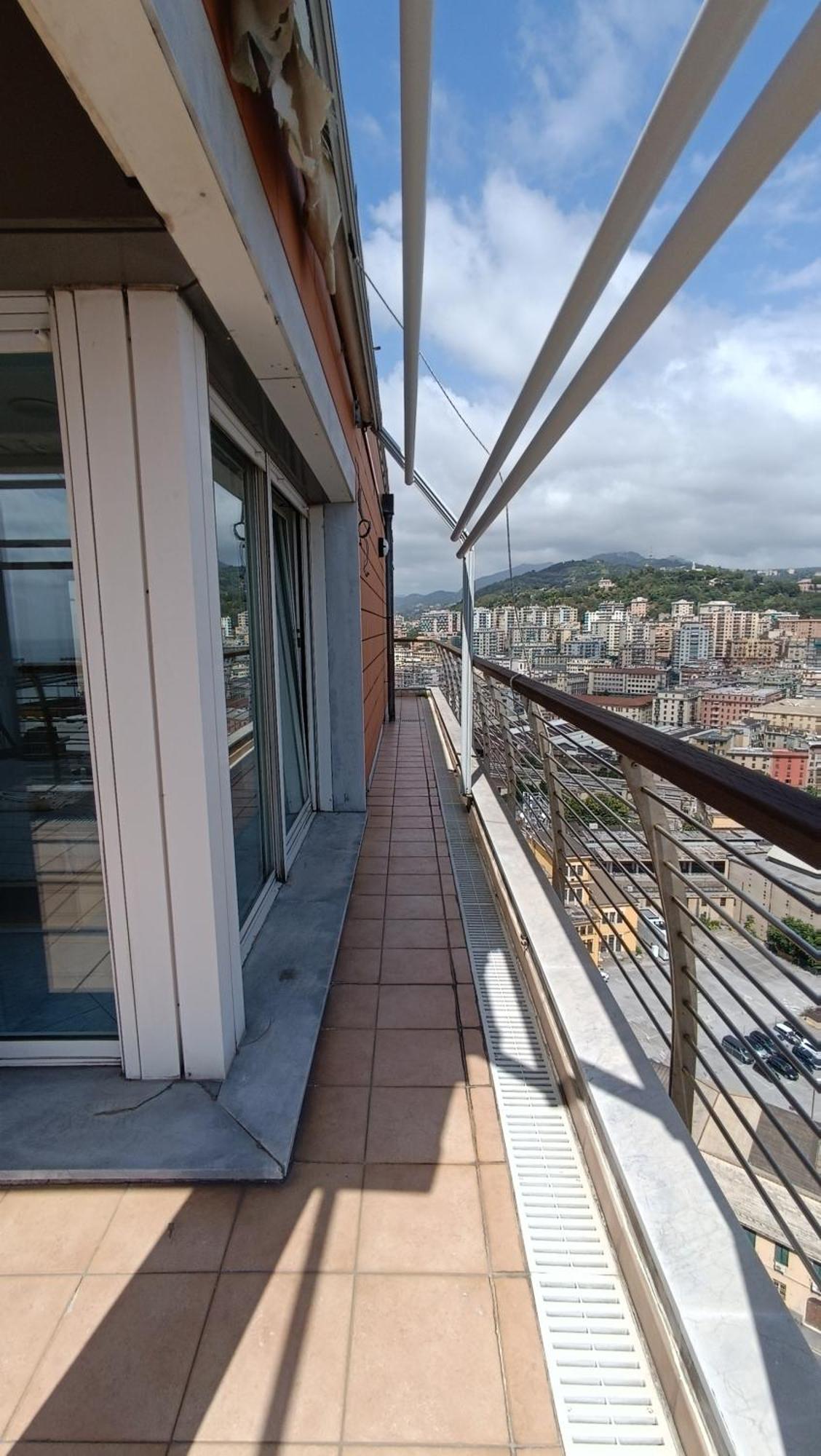 Ferienwohnung Attico Con Vista Su Genova Exterior foto
